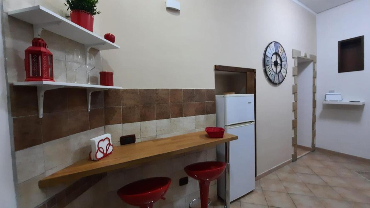 White Home 2 San Gregorio 14 Неаполь Экстерьер фото