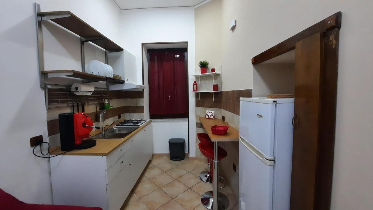 White Home 2 San Gregorio 14 Неаполь Экстерьер фото